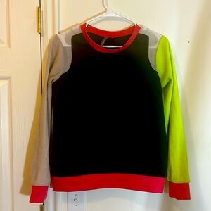 Super cute sweatshirt!